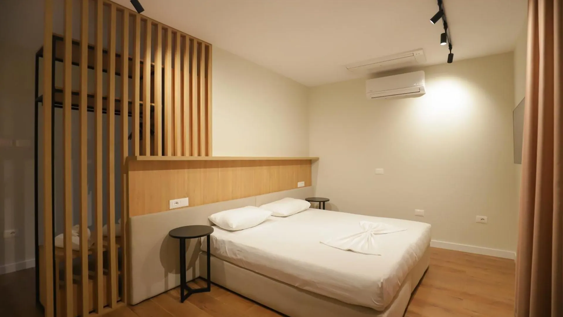 Hotel Relax City Center Tirana 3*,  Albania