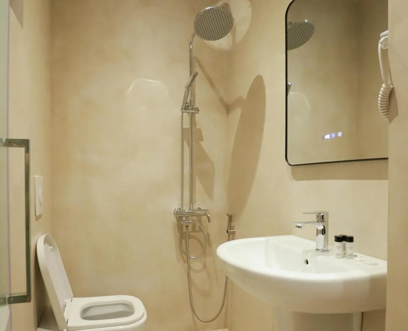 Hotel Relax City Center Tirana 3*,  Albania