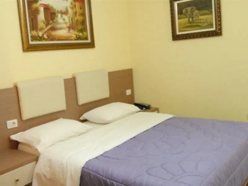 Hotel Relax City Center Tirana